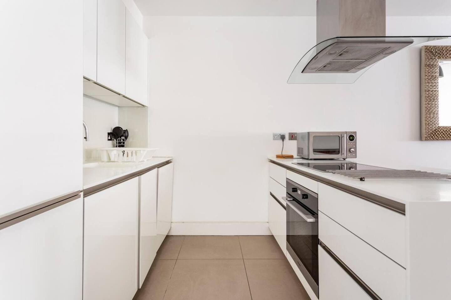- 2 Beds - Sleeps 4 - Lift Appartement Londres